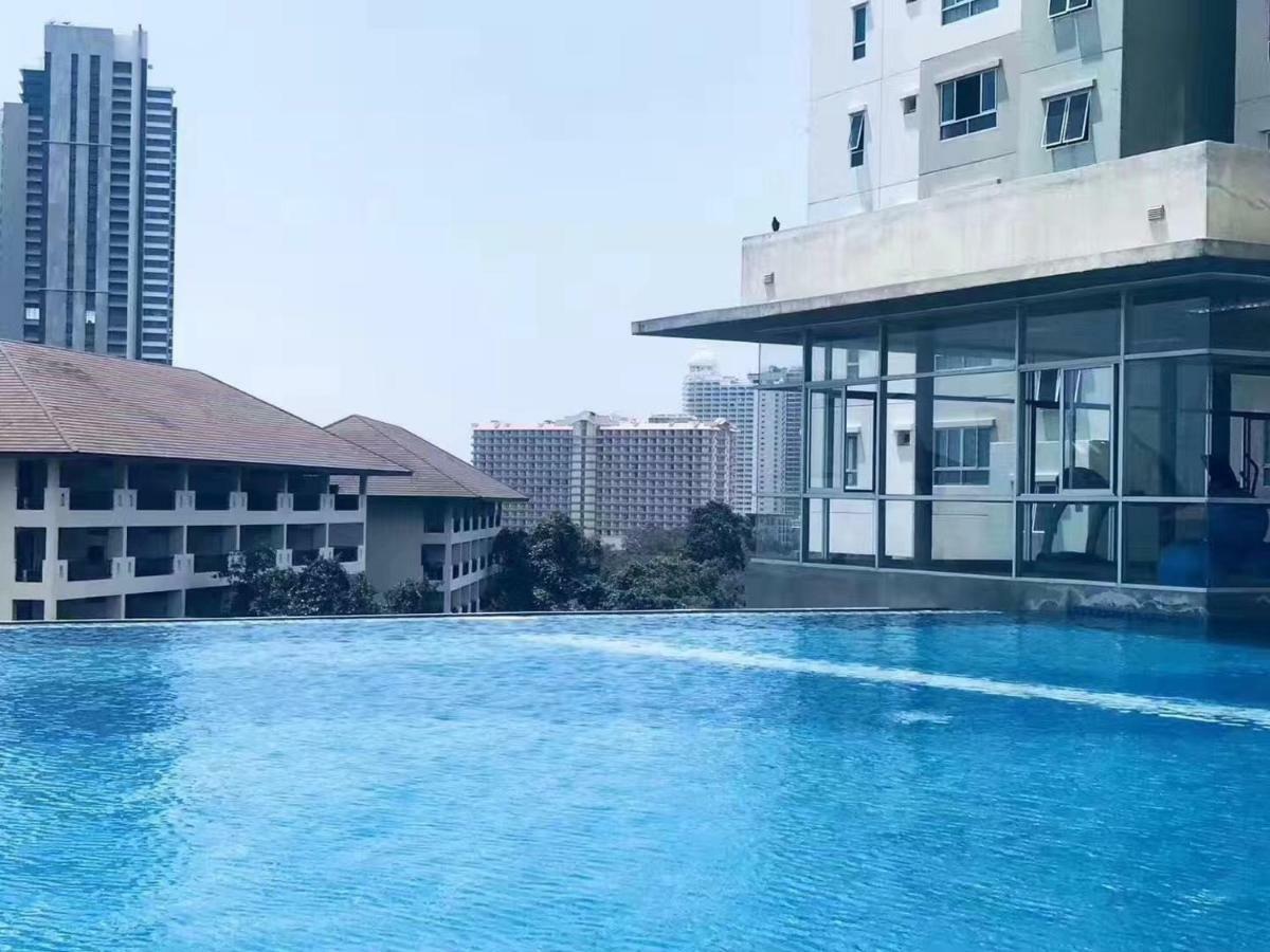The Base Condo Pattaya Luaran gambar