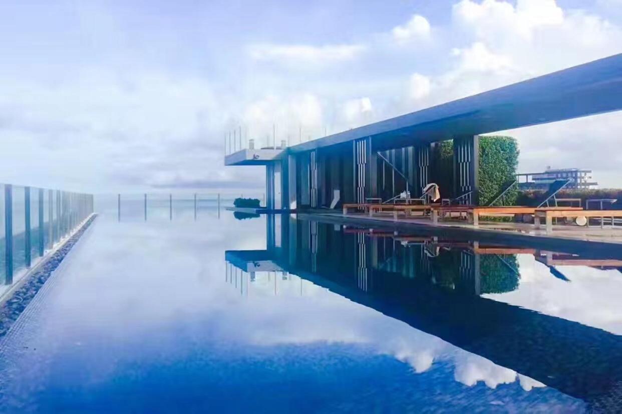 The Base Condo Pattaya Luaran gambar