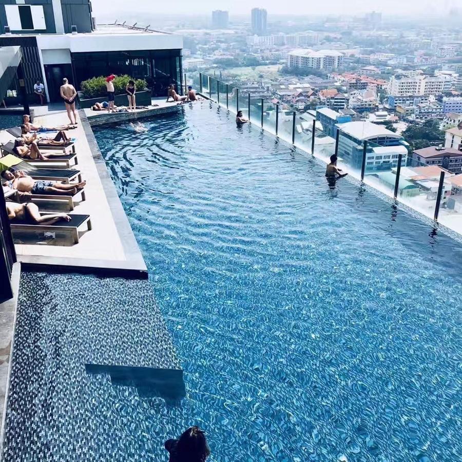 The Base Condo Pattaya Luaran gambar
